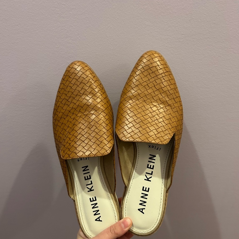Anne Klein Women's Tan Loafers